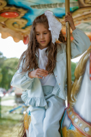 Kurtka z falbankami Petit Carousel