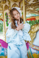 Kurtka z falbankami Petit Carousel