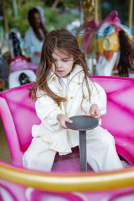 Kurtka z falbankami Petit Carousel