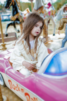 Kurtka z falbankami Petit Carousel