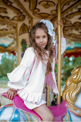 Kurtka z falbankami Petit Carousel
